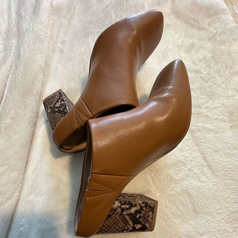 Mule heels